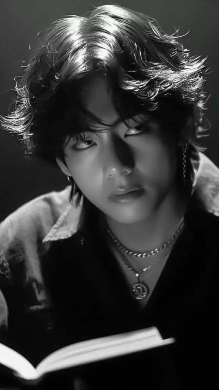 Kim Taehyung  thumbnail