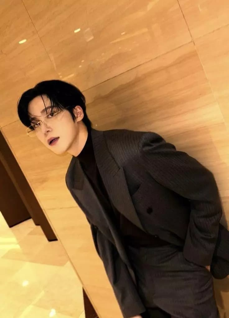 Jeong Yunho | Yoonho Jung thumbnail