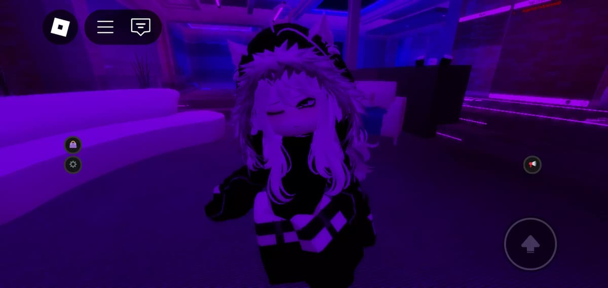 Lyra - UwU thumbnail