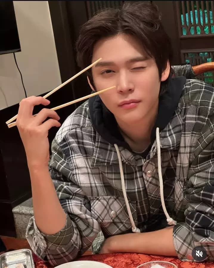 Eunseok thumbnail