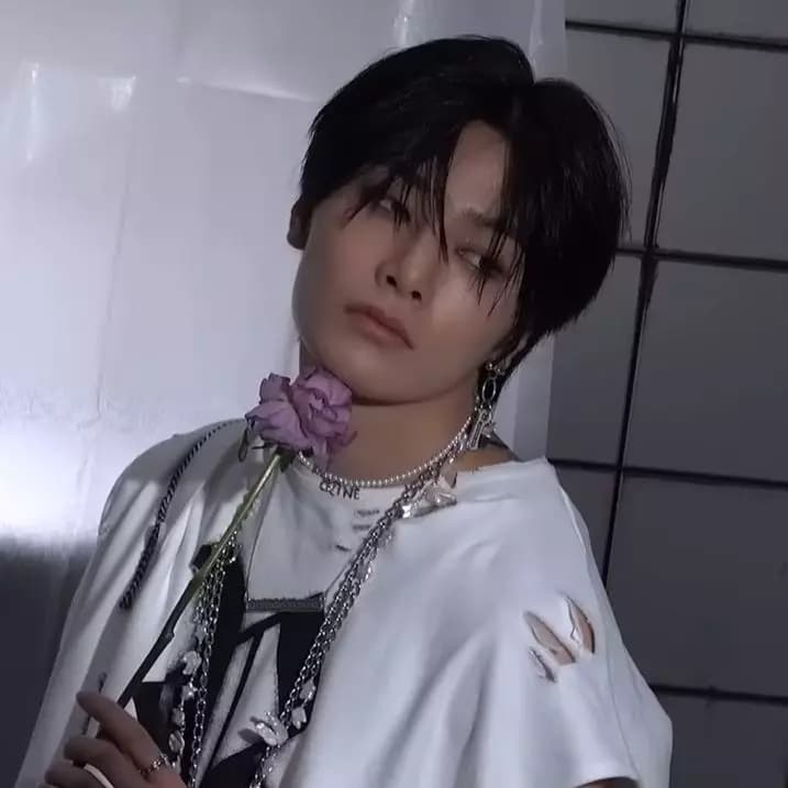 Yang Jeongin thumbnail