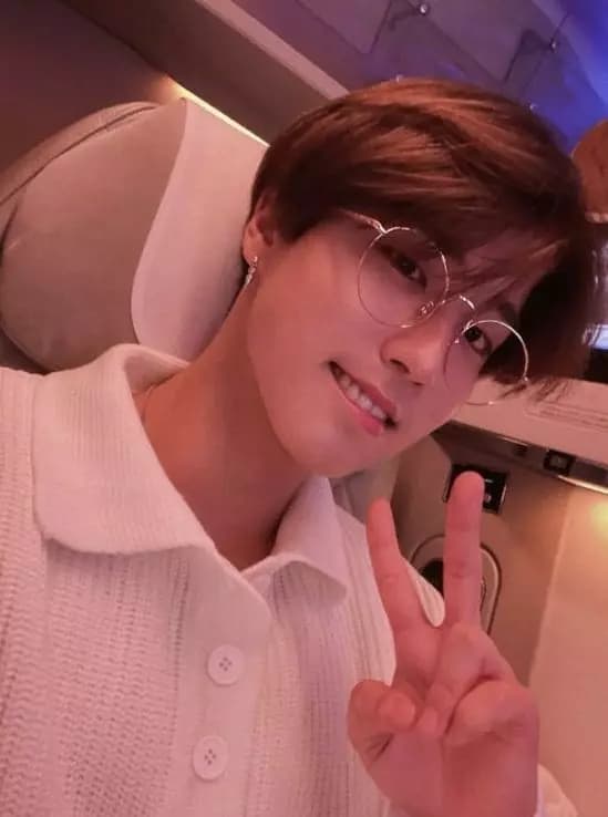 Han Jisung thumbnail
