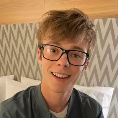 Nicholas Hamilton thumbnail