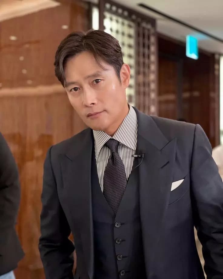 Lee Byung-hun  thumbnail