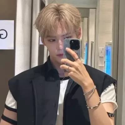 Sung Hanbin thumbnail
