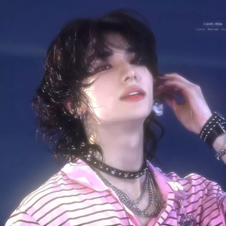 Hwang Hyunjin thumbnail