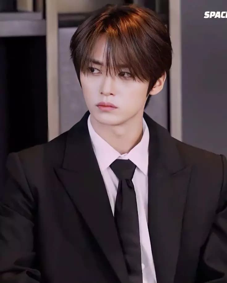 Lee know thumbnail