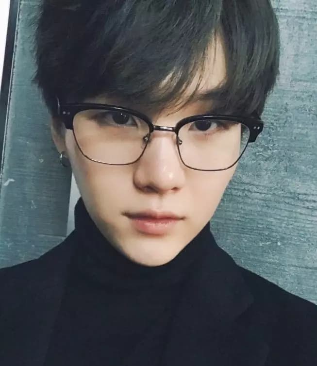 Min Yoongi thumbnail