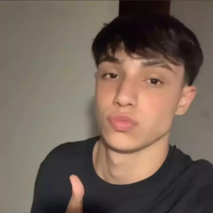 Pedro Gotardi, his friend Tiktok - Bl thumbnail