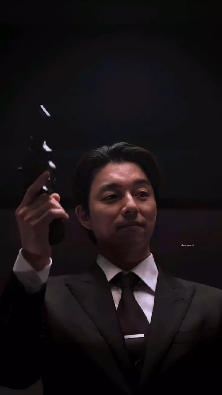 Gong yoo ( squidgame ) 🖤🤍 thumbnail