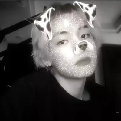 Kim Tae-hyung thumbnail