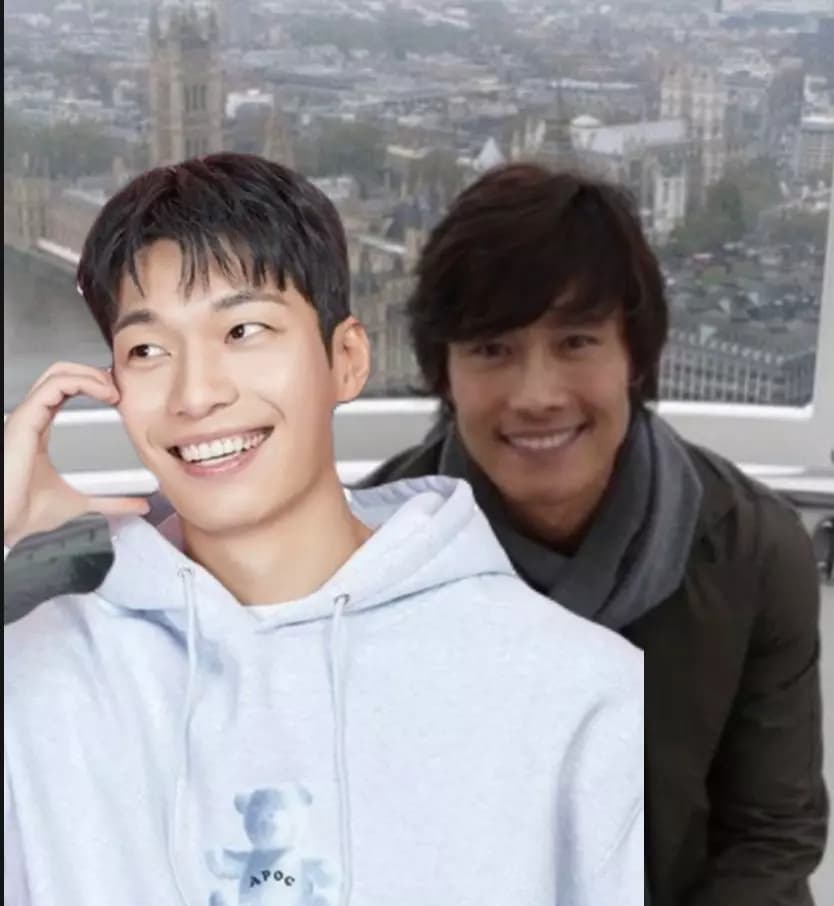 < thumbnail