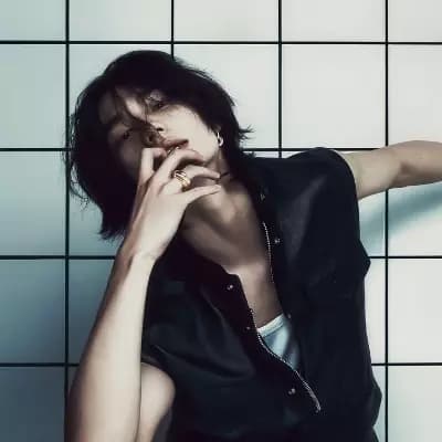 Hwang Hyunjin thumbnail
