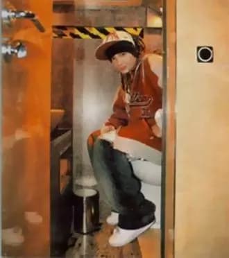Tom kaulitz thumbnail