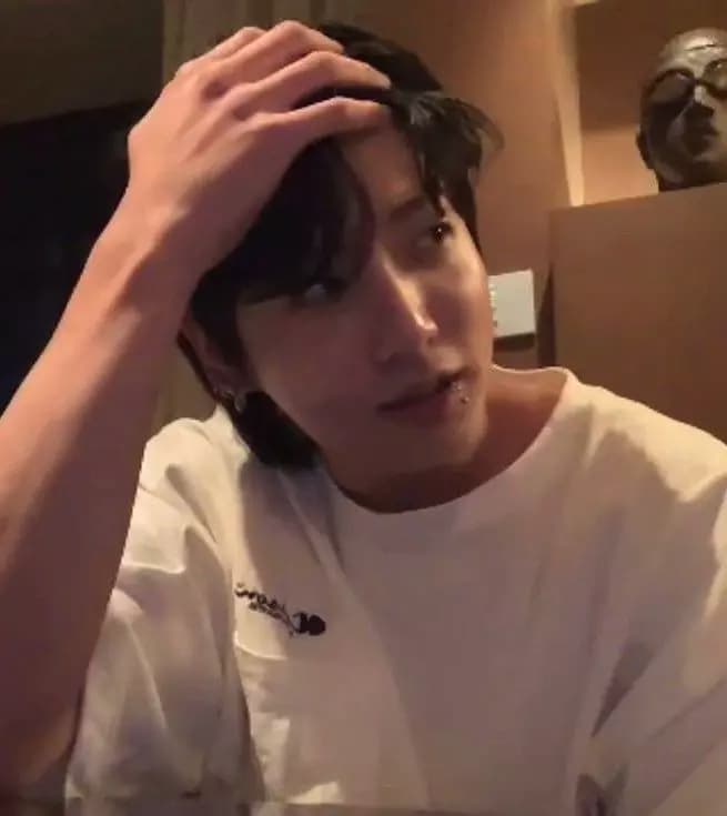 Jungkook thumbnail