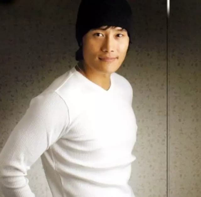 Lee Byung Hun thumbnail