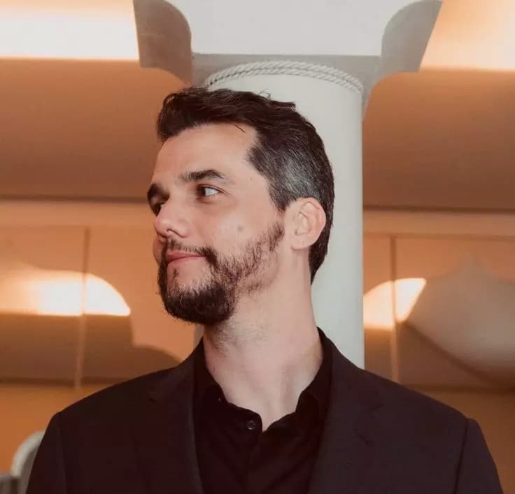 Wagner Moura thumbnail