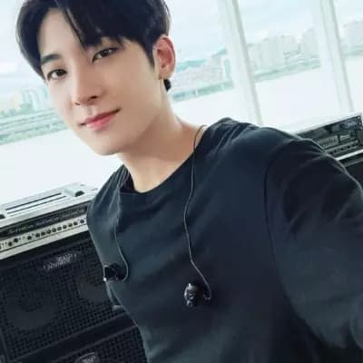 Jeon wonwoo thumbnail