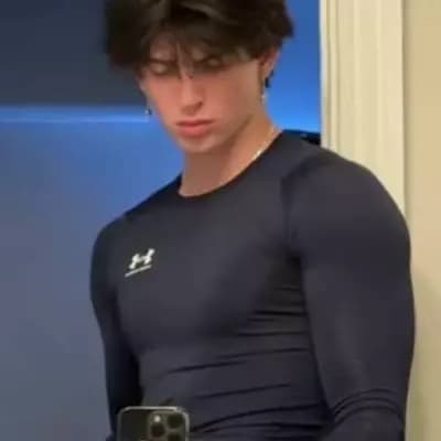 Alex thumbnail