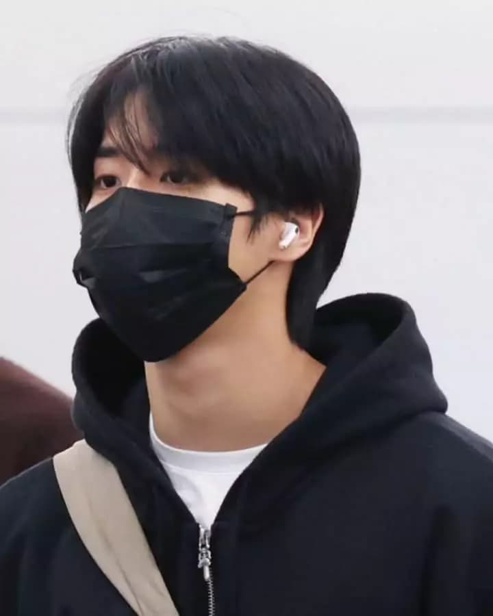 Jisung Han thumbnail