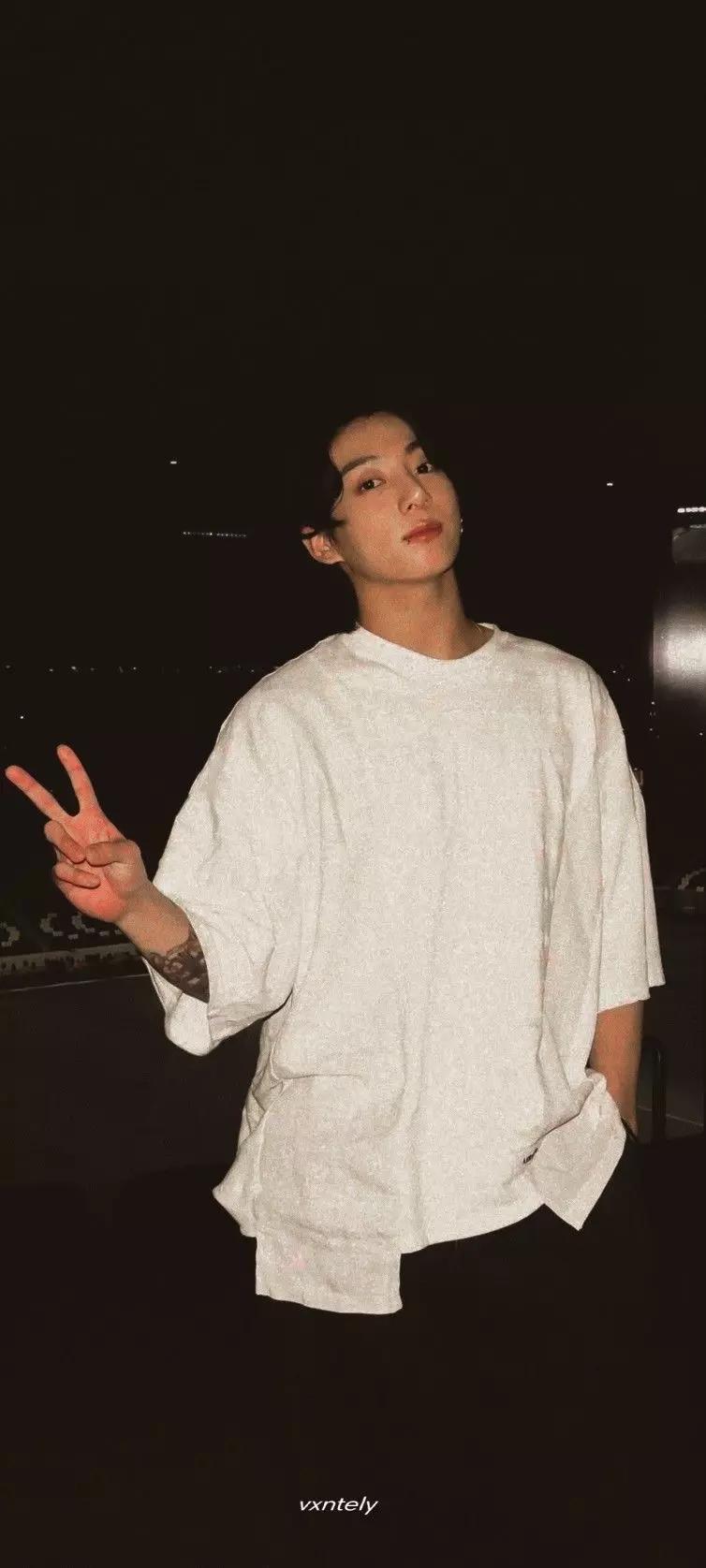 Jeon jungkook🩶 thumbnail