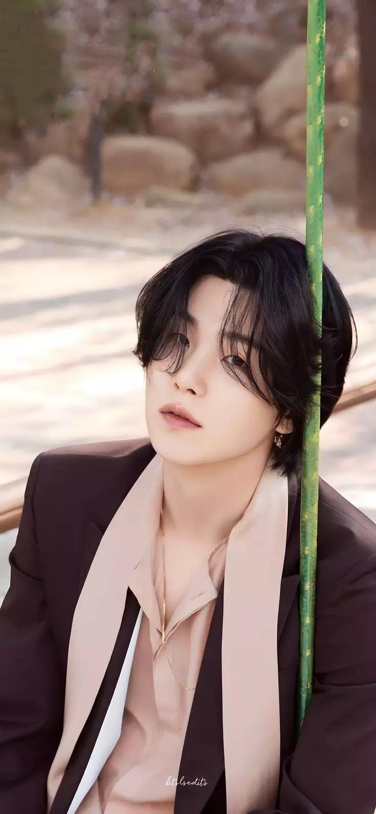 Min yoongi thumbnail