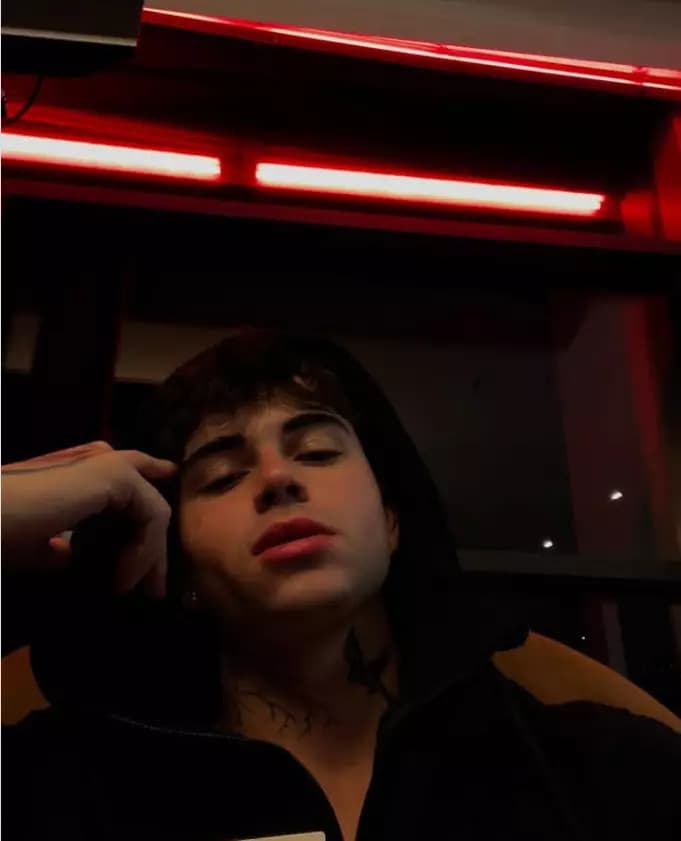 Alex thumbnail