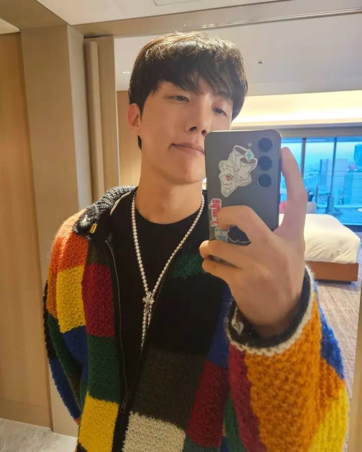 Jung Hoseok thumbnail