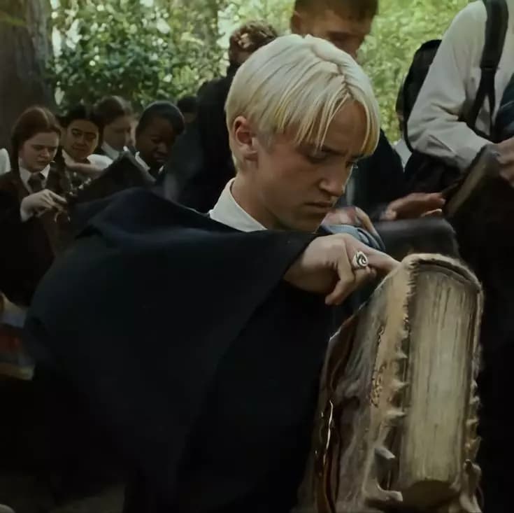 Draco Malfoy thumbnail