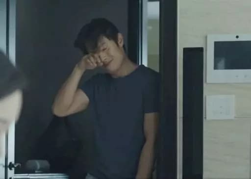 Lee byung-hun thumbnail