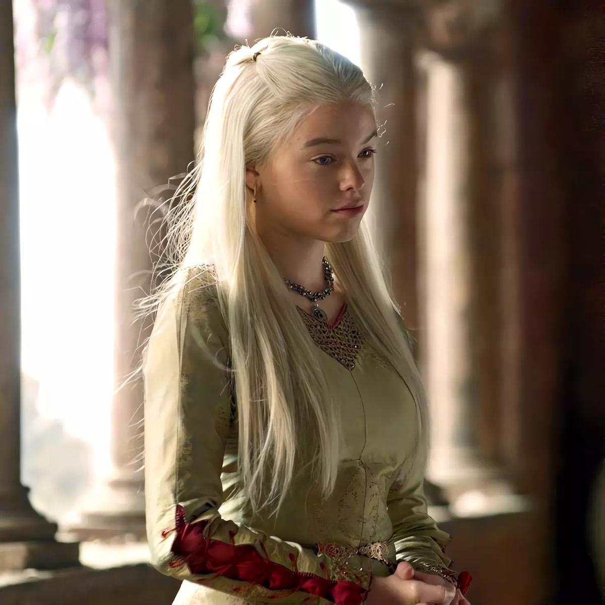 Rhaenyra Targaryen thumbnail