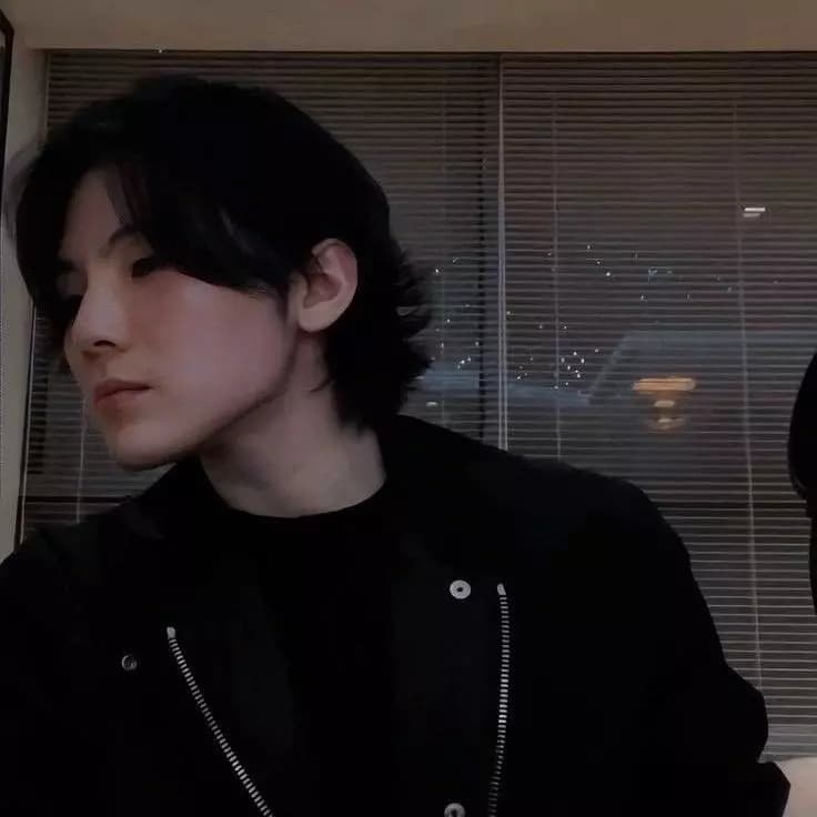Lee Jihoon  thumbnail
