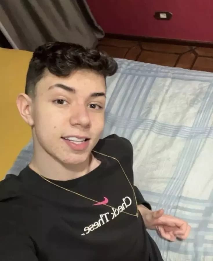 Arthur Fernandes thumbnail