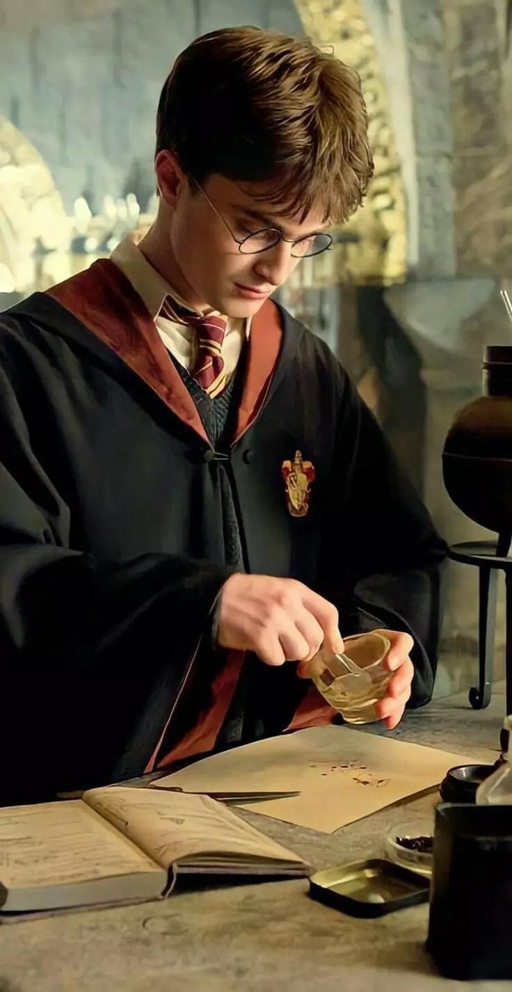 Harry Potter thumbnail