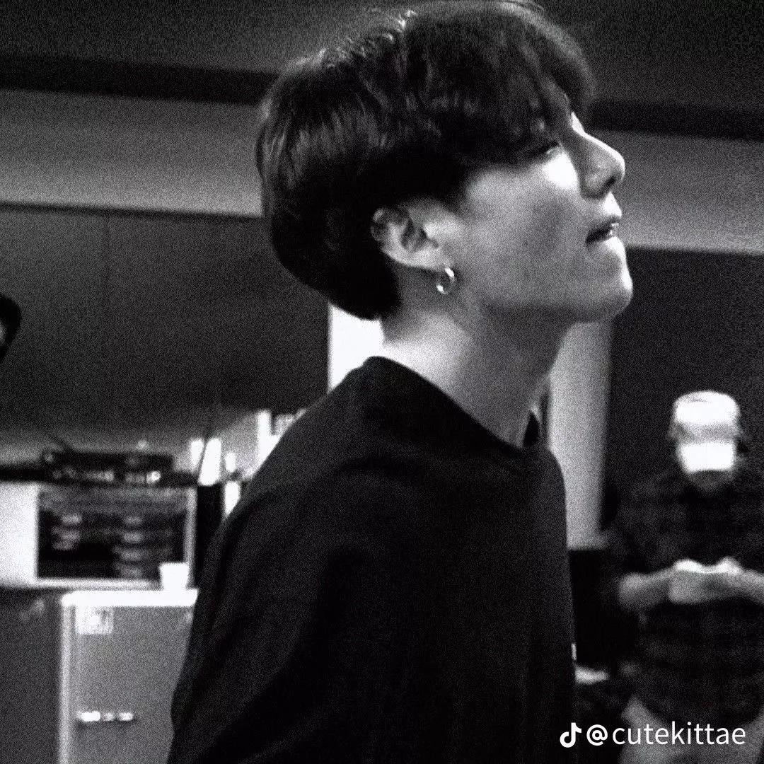 Jungkook thumbnail