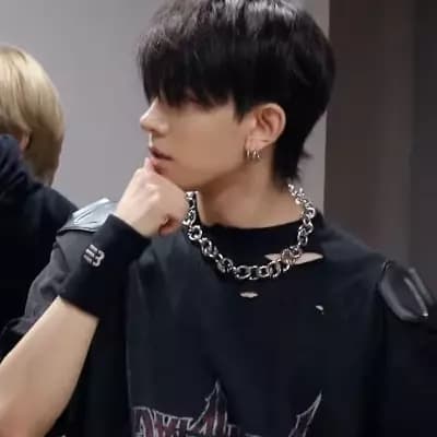 lee heeseung thumbnail