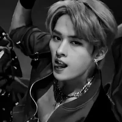 Lee Know thumbnail