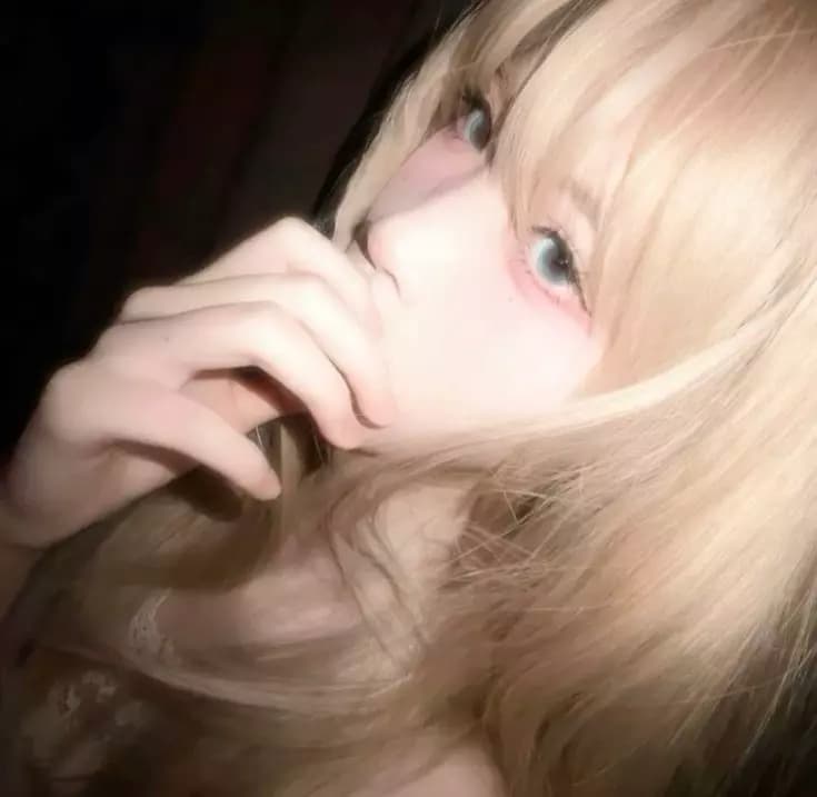 lia thumbnail