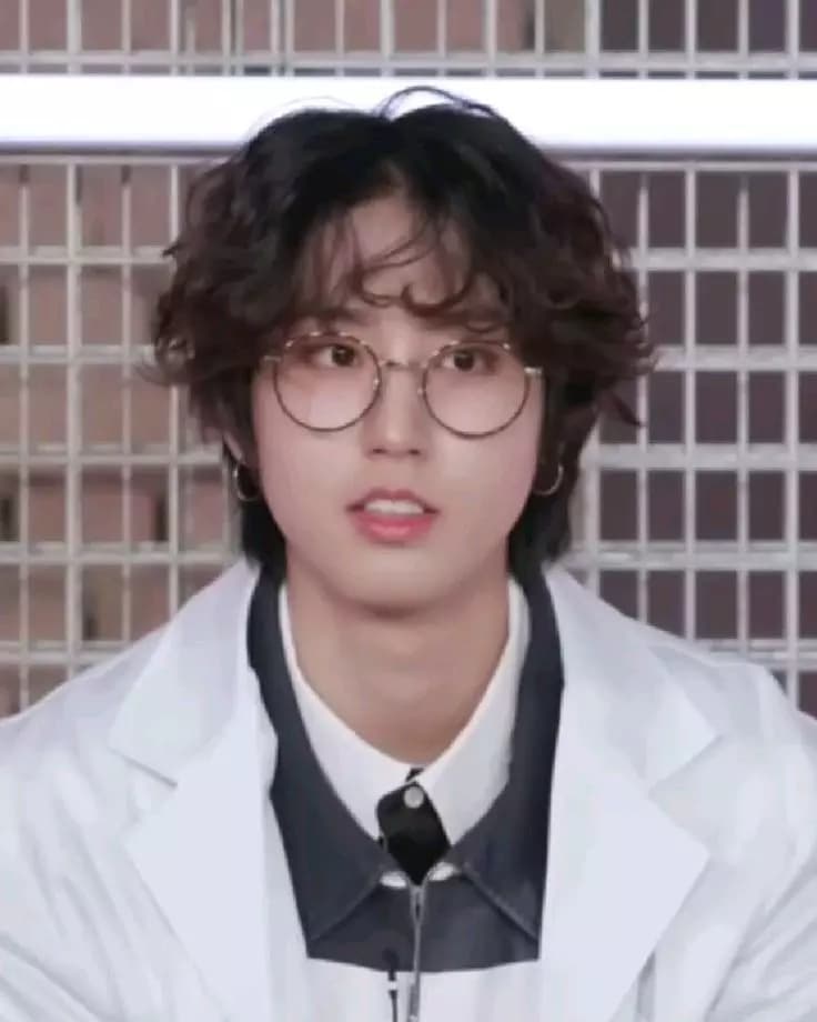 Jisung | named thumbnail