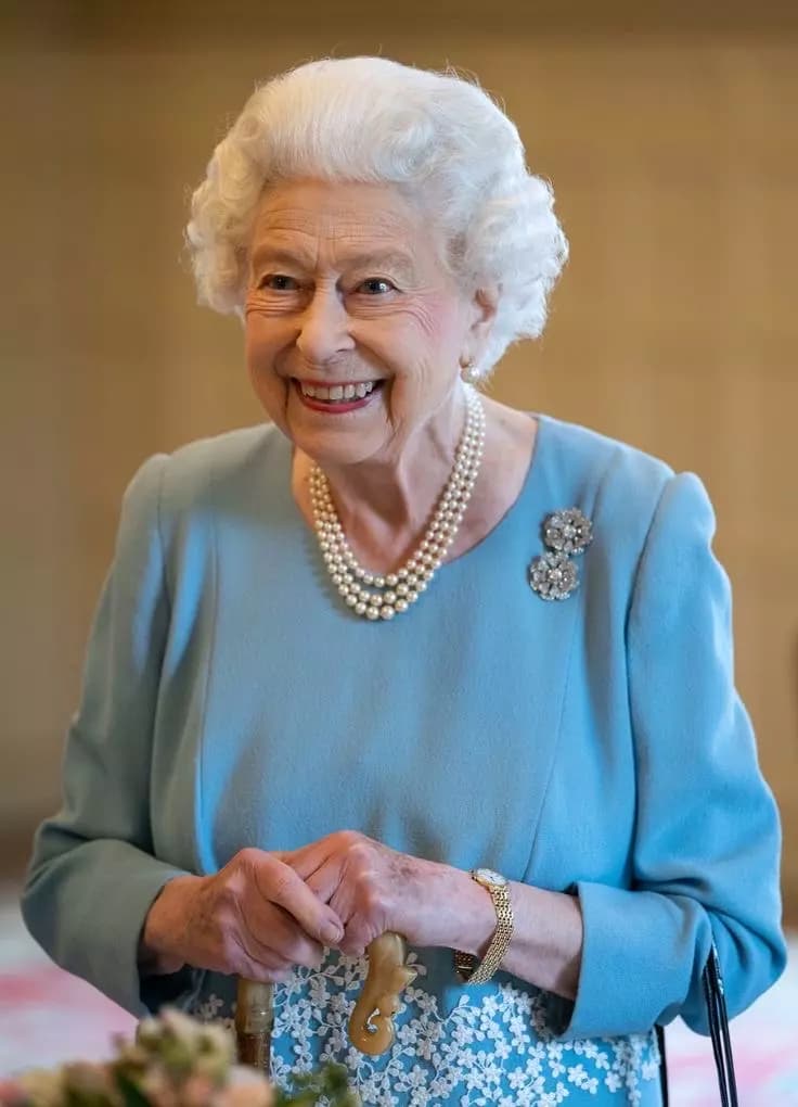 Queen Elizabeth II thumbnail