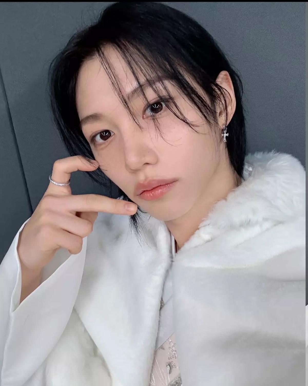 Lee felix thumbnail