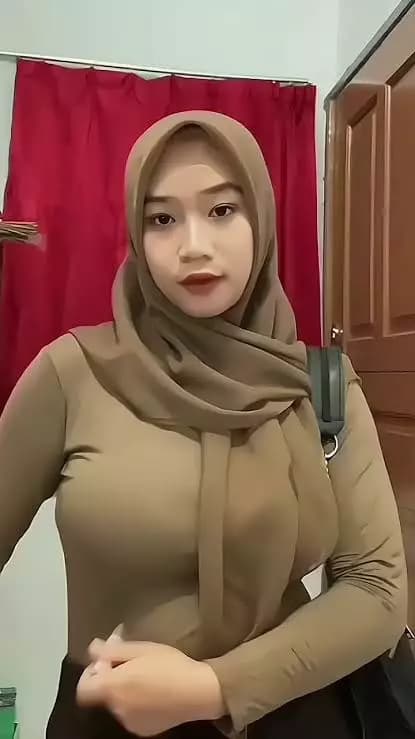 Aisha thumbnail