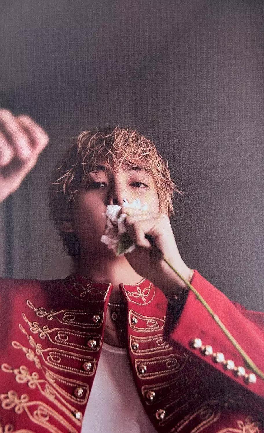 Kim Taehyung thumbnail