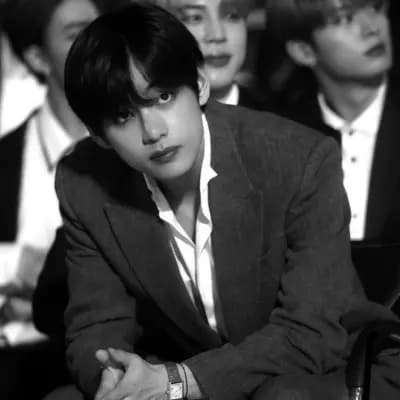 Kim Taehyung thumbnail
