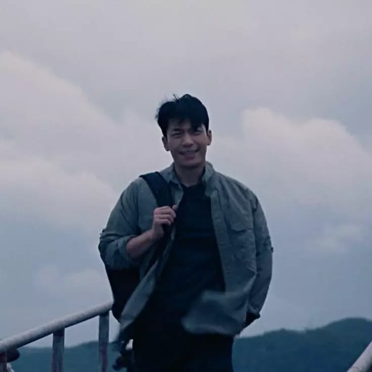 Hwang Jun ho thumbnail