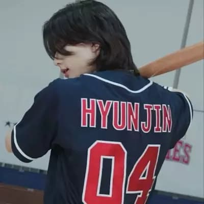 Hwang Hyunjin thumbnail