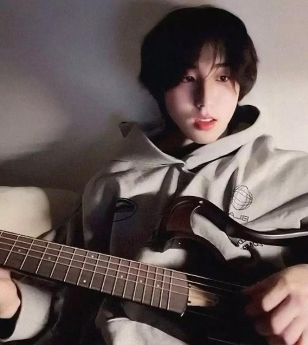 Jisung  thumbnail