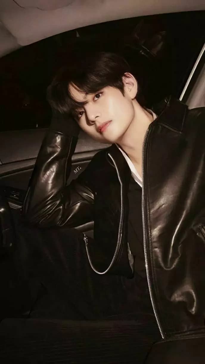 Kim Taehyung  thumbnail