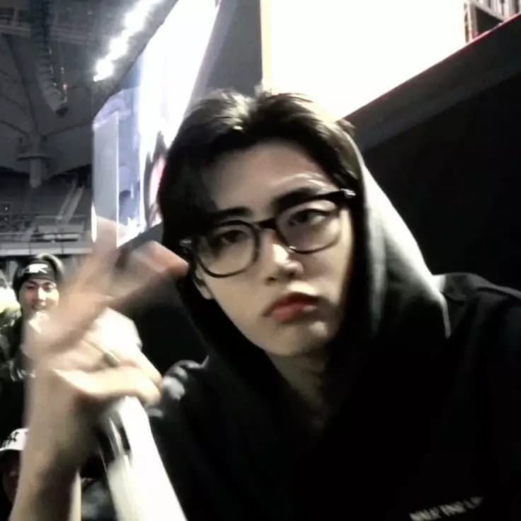 Sunghoon thumbnail