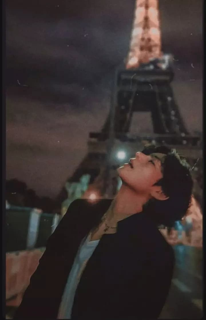 Kim Taehyung thumbnail